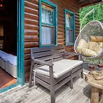 Paradise Hotel 3*