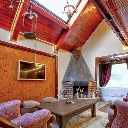 Paradise Hotel 3*