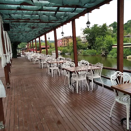 Paradise Hotel