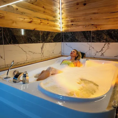 فندق Paradise 3*